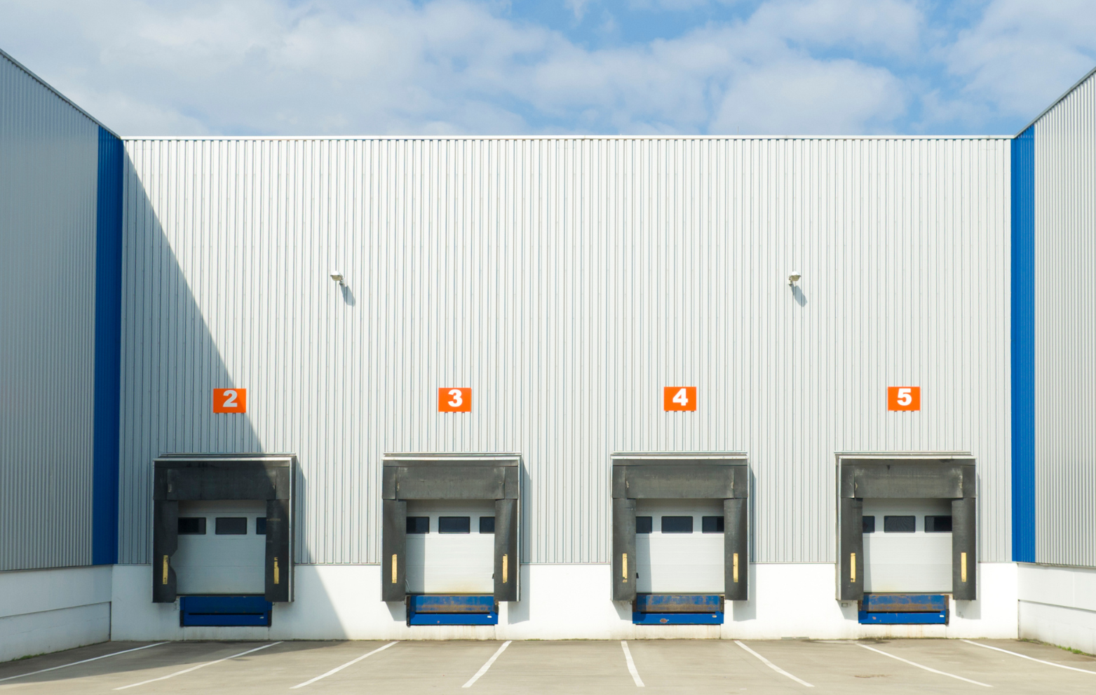 plaatsing dockshelters laadkade PostNL Wommelgem AEB Services